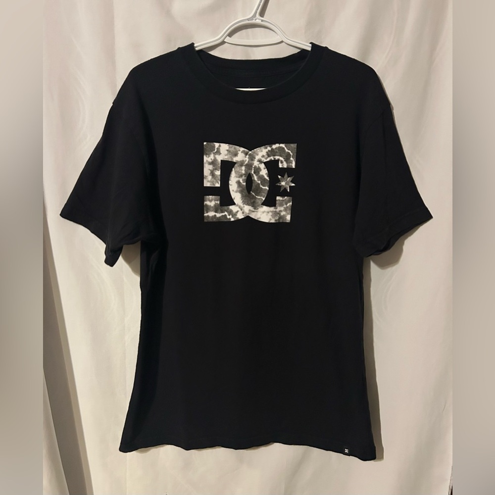 DC Men’s Black Tee